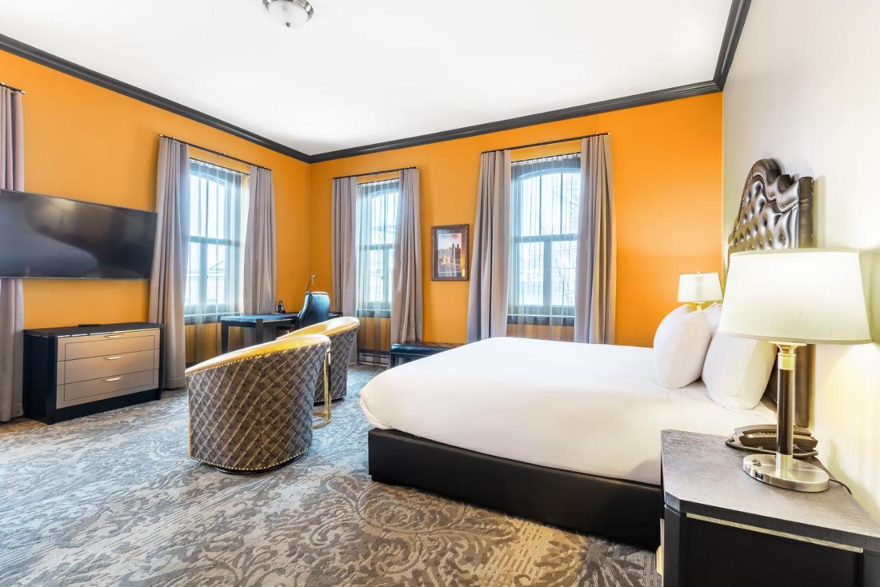 Clarendon Hotel 4*